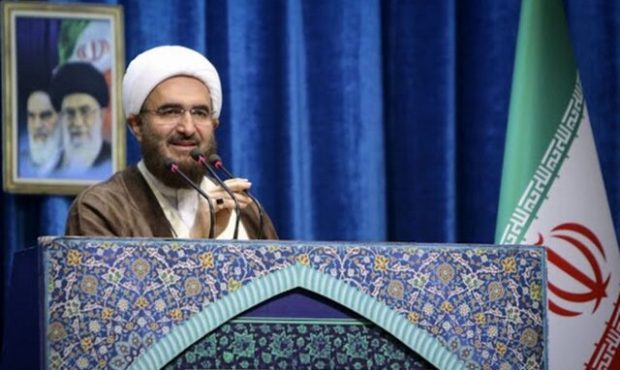 توصیههای انتخاباتی در خطبههای نماز عید قربان توصیههای انتخاباتی در خطبههای نماز عید قربان