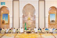 نشست بن‌سلمان و مقام‌های حاضر در حج با حضور سفیر ایران