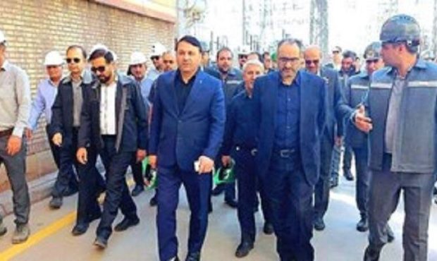 مدیرعامل بانک سپه در بازدید از شرکتهای گل گهر و گهرزمین عنوان کرد: مشارکت بانک سپه در پویش «چله خدمت» با حمایت از رونق تولید و اشتغالزایی مدیرعامل بانک سپه در بازدید از شرکتهای گل گهر و گهرزمین عنوان کرد: مشارکت بانک سپه در پویش «چله خدمت» با حمایت از رونق تولید و اشتغالزایی