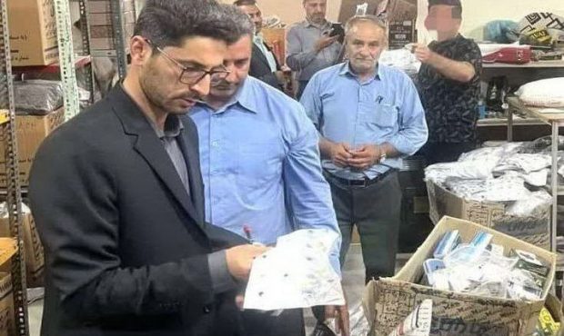 شناسایی یک کارگاه تولید قطعات تقلبی با بستهبندی ایرانخودرو شناسایی یک کارگاه تولید قطعات تقلبی با بستهبندی ایرانخودرو