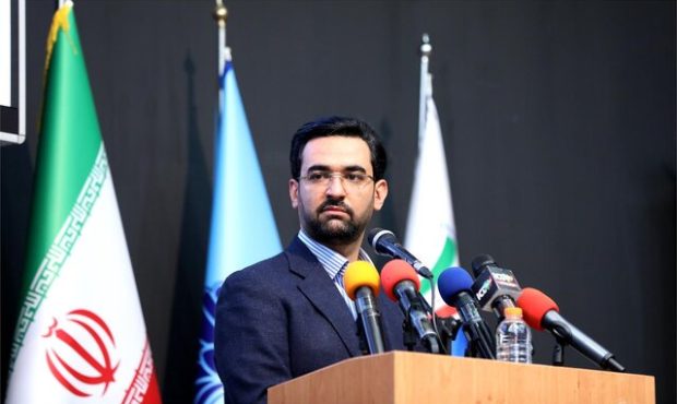 آذری جهرمی: امروز روز شکرگزاری ملی است آذری جهرمی: امروز روز شکرگزاری ملی است