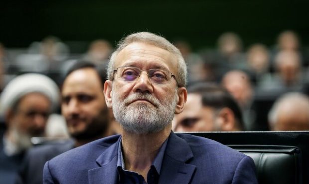 توضیح لاریجانی درباره شیوه تعاملش با دولت پزشکیان توضیح لاریجانی درباره شیوه تعاملش با دولت پزشکیان