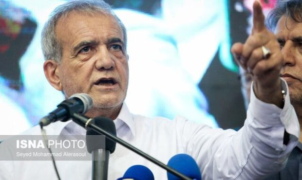 آمدهام پای مردم بایستم آمدهام پای مردم بایستم