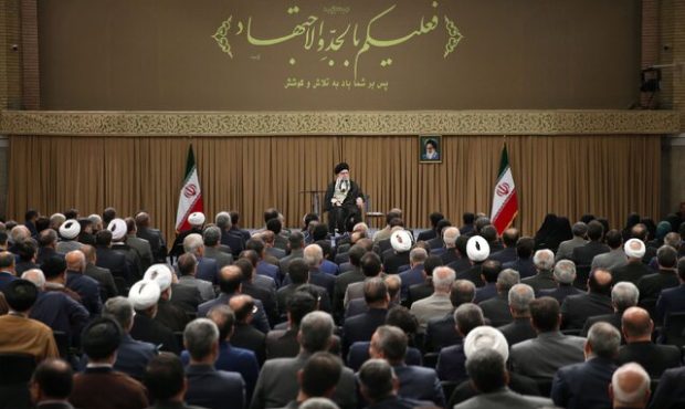 مسئولیت مشترک رئیس جمهور منتخب و مجلس از منظر حضرت آیت الله خامنهای مسئولیت مشترک رئیس جمهور منتخب و مجلس از منظر حضرت آیت الله خامنهای
