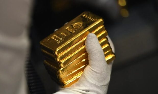 طلای جهانی در قله لنگر انداخت طلای جهانی در قله لنگر انداخت