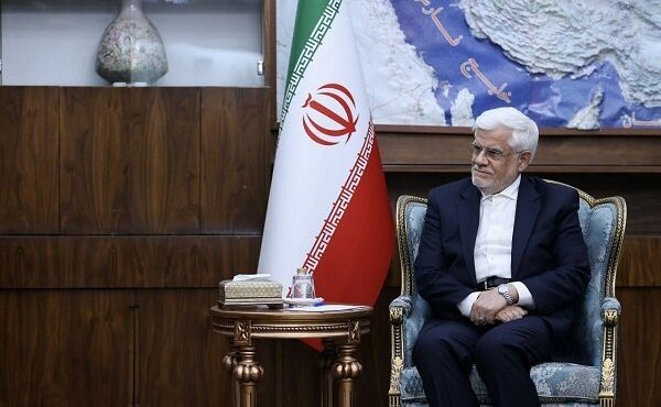 عارف مأمور بررسی طرح انتقال پایتخت شد عارف مأمور بررسی طرح انتقال پایتخت شد