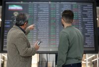 گزارش بورس ۳۰ دی ماه؛ شاخص کل همچنان در مسیر اصلاح