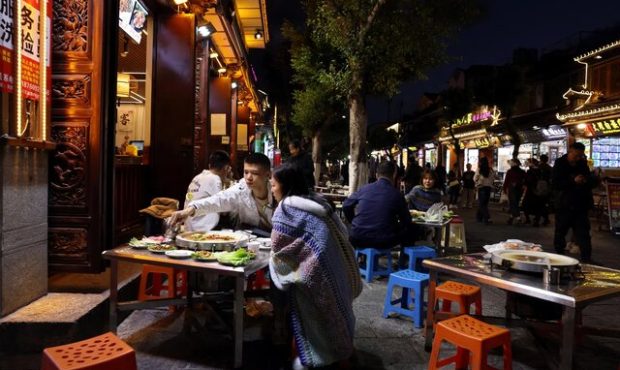 ترامپ نقطه تاریک دومین اقتصاد بزرگ جهان شد ترامپ نقطه تاریک دومین اقتصاد بزرگ جهان شد
