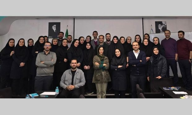 كارگاه بازی آموزشی “اتاق فرار هوش سياه” در بیمه دی برگزار شد كارگاه بازی آموزشی “اتاق فرار هوش سياه” در بیمه دی برگزار شد
